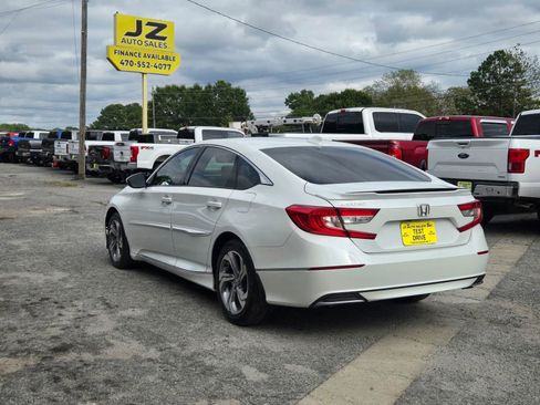 Used 2018 Honda Accord EX-L image 6