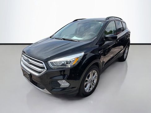 Used 2017 Ford Escape SE w/ Equipment Group 201A AWD/4WD image 5