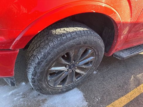 Used 2018 Ford F150 Lariat w/ Equipment Group 502A Luxury image 19