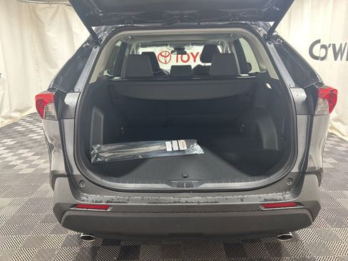 Used 2025 Toyota RAV4 XLE w/ Convenience Package image 15