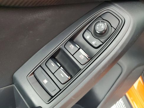 Used 2019 Subaru Crosstrek 2.0i image 27