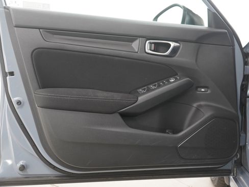 Used 2023 Honda Civic Sport image 19