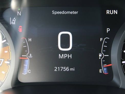 Used 2025 Jeep Compass Latitude image 22