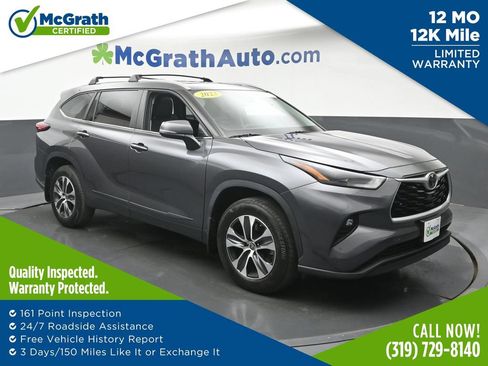 Used 2023 Toyota Highlander XLE AWD/4WD image 1
