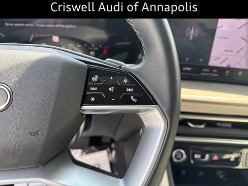 Certified 2025 Audi Q5 Premium w/ Premium Plus AWD/4WD image 19