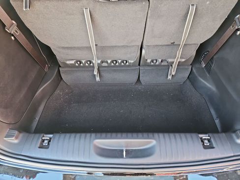 New 2026 Chrysler Pacifica Select image 32