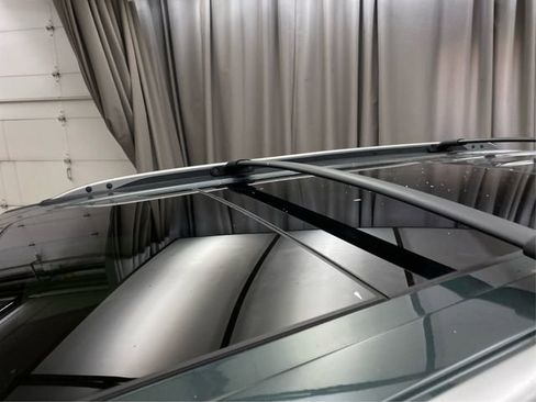 Used 2016 Ford Explorer XLT w/ Equipment Group 202A image 12