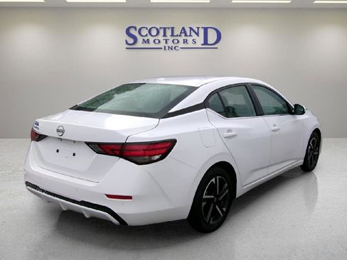 Used 2025 Nissan Sentra SV FWD image 6