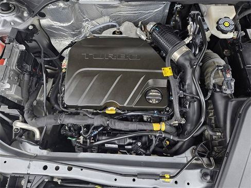 Used 2024 Chevrolet Trax RS w/ Sunroof Package image 30