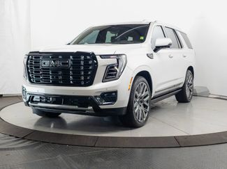 Used 2025 GMC Yukon Denali Ultimate w/ LPO, Floor Liner Package AWD/4WD video 3