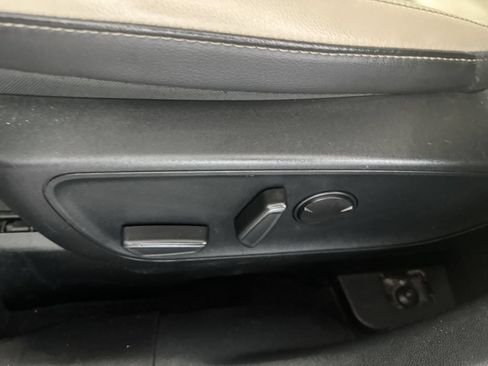 Used 2021 Ford Escape SEL w/ Technology Package AWD/4WD image 12