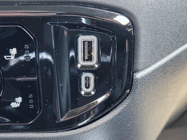 New 2026 Chevrolet Silverado 1500 RST w/ RST All Star Premium Package AWD/4WD image 22