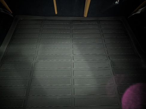 Used 2021 Genesis GV80 3.5T Advanced + w/ Cargo Package image 9