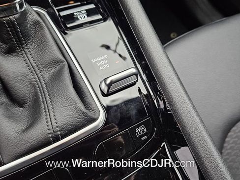 New 2026 Jeep Compass Latitude image 22