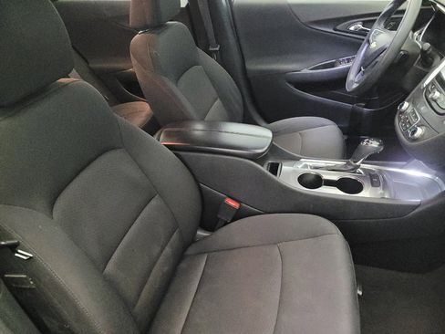 Used 2019 Chevrolet Malibu LT image 21