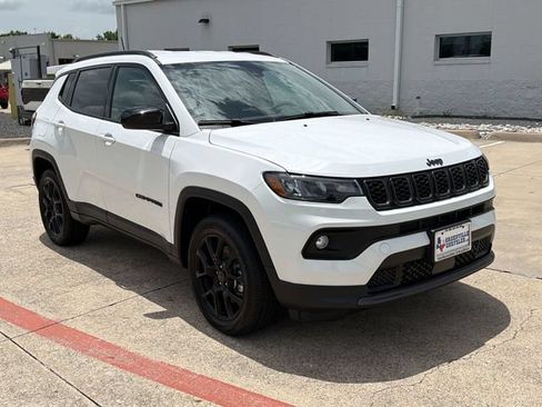 New 2026 Jeep Compass Latitude AWD/4WD image 7