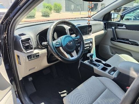 Used 2022 Kia Sportage EX FWD image 8