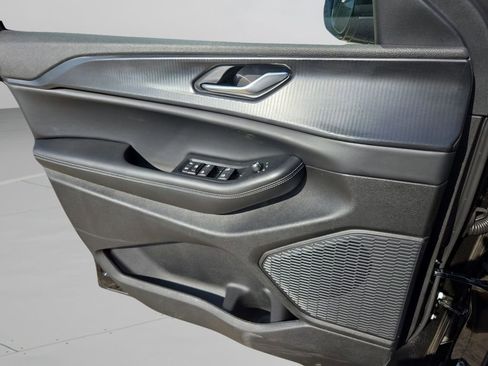 New 2025 Jeep Grand Cherokee Altitude RWD image 12
