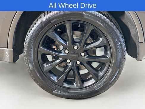Used 2018 Dodge Durango GT w/ Premium Group AWD/4WD image 6
