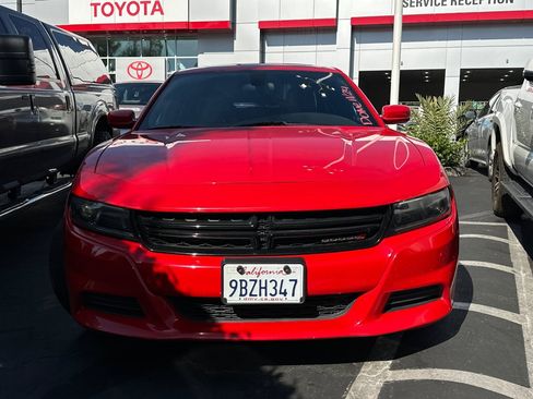 Used 2022 Dodge Charger SXT w/ Leather Interior Group image 5