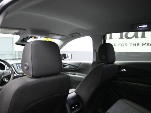 Used 2023 Chevrolet Equinox LT image 24