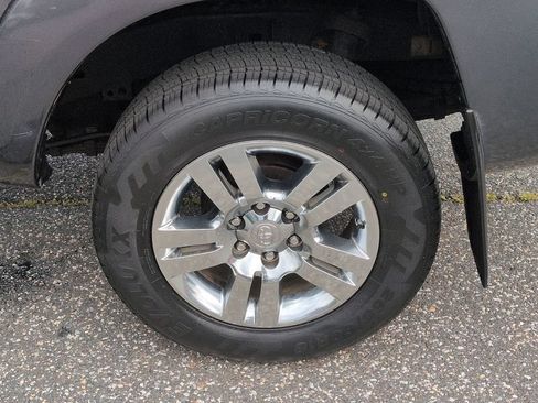 Used 2013 Toyota Tacoma 4x4 Double Cab w/ Limited Pkg image 26