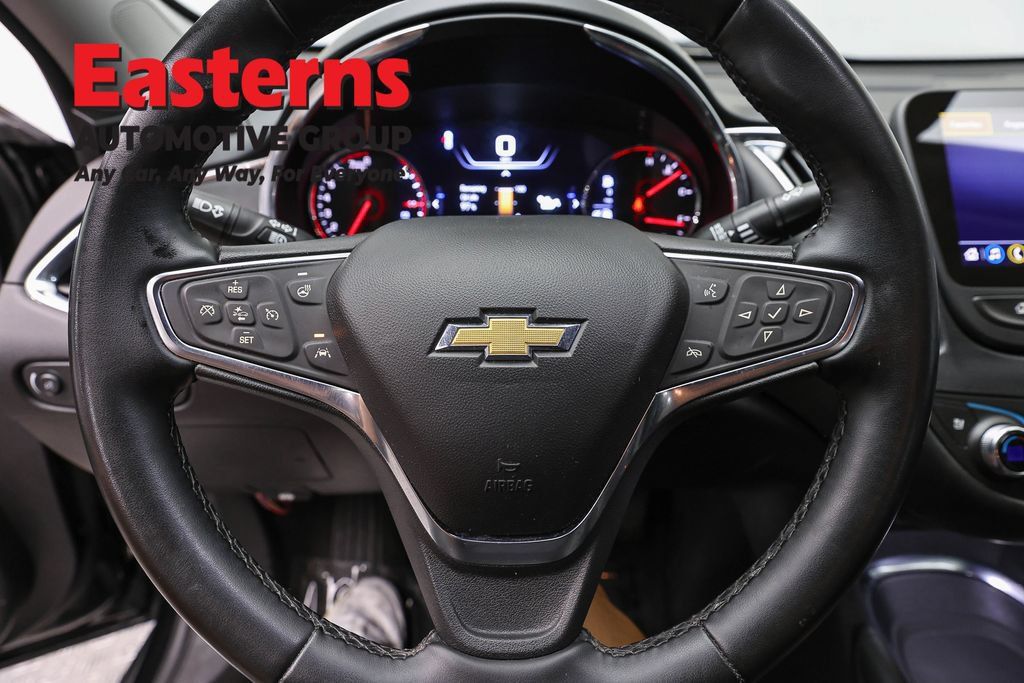 Used 2024 Chevrolet Malibu LT FWD image 12
