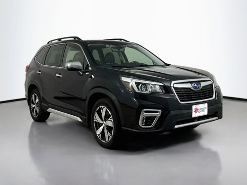 Used 2019 Subaru Forester Touring AWD/4WD image 1