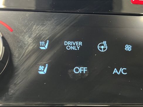 Used 2025 Hyundai Santa Fe Calligraphy AWD/4WD image 32