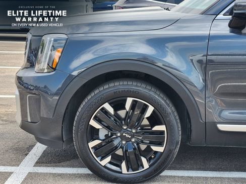 Used 2024 Kia Telluride SX w/ Towing Package FWD image 8