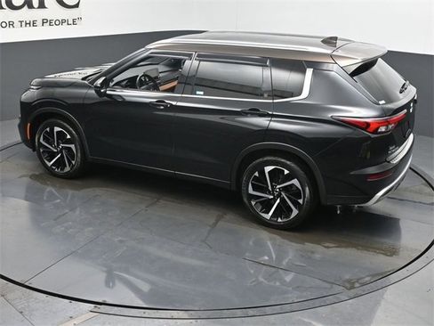 Used 2023 Mitsubishi Outlander SEL 40th Anniversary image 43