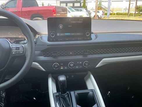 Used 2024 Honda Accord LX image 8