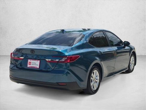 Certified 2025 Toyota Camry LE FWD image 5