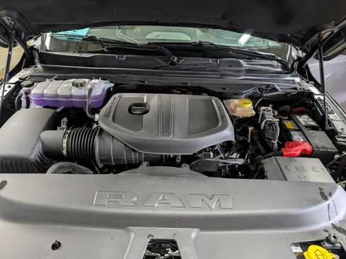 New 2026 RAM 1500 Laramie AWD/4WD image 8