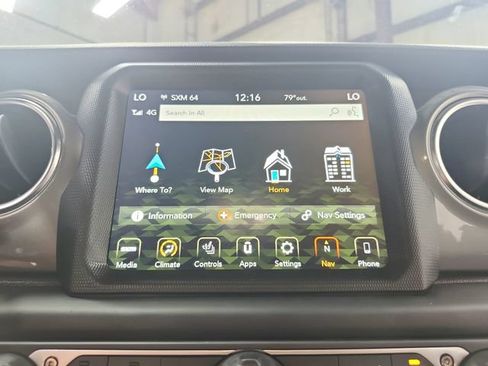 Used 2023 Jeep Wrangler Unlimited Sahara w/ Cold Weather Group AWD/4WD image 25