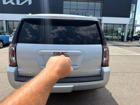 Used 2017 GMC Yukon SLE w/ Convenience Package RWD image 7