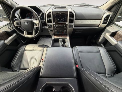 Used 2019 Ford F250 Lariat w/ Lariat Ultimate Package image 13