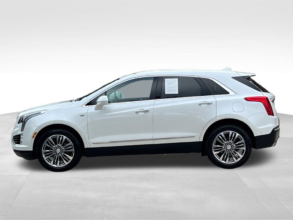 Used 2017 Cadillac XT5 Premium Luxury w/ Driver Assist Package FWD image 17