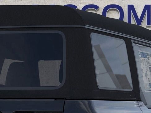 New 2025 Ford Bronco 4-Door image 25