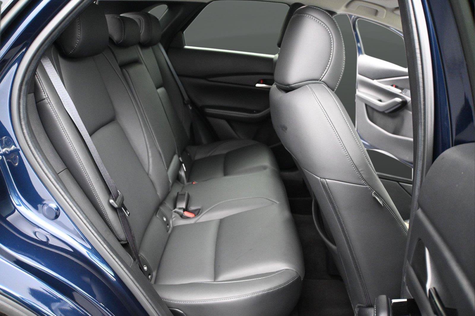 Used 2024 MAZDA CX-30 AWD 2.5 S w/ Preferred Package image 16