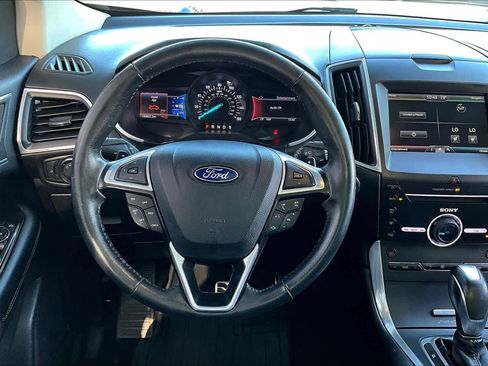 Used 2015 Ford Edge Sport image 3