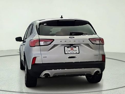 Used 2020 Ford Escape SE FWD image 5