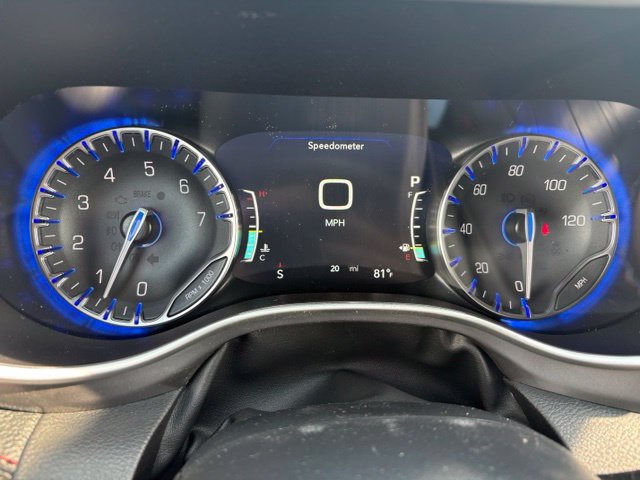 New 2027 Chrysler Pacifica Select FWD image 26