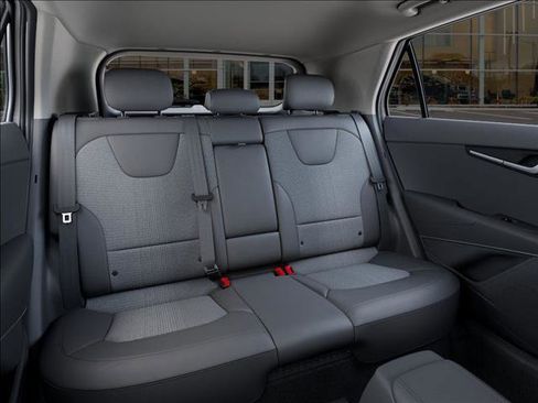 New 2025 Kia Niro EX Touring image 16