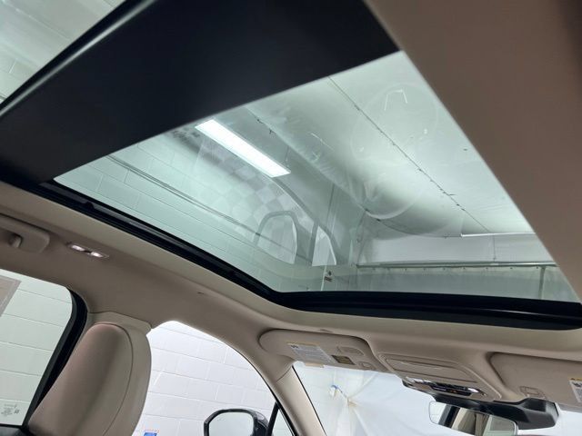 Certified 2023 Lincoln Corsair AWD w/ Equipment Group 101A image 24