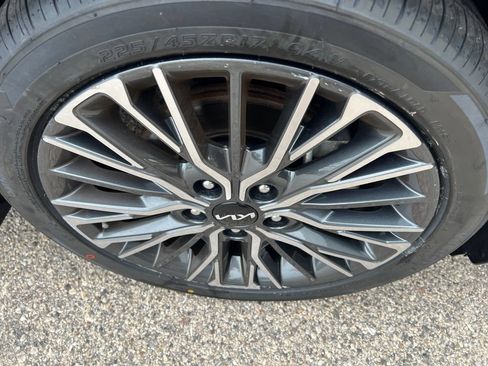 Certified 2023 Kia Forte GT-Line w/ GT-Line Technology Package FWD image 36