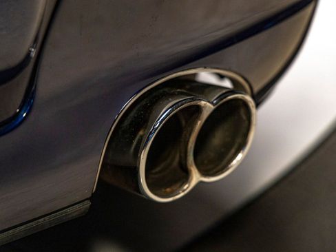 Used 2002 Porsche 911 Turbo image 37