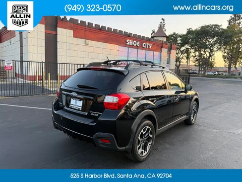 Used 2017 Subaru Crosstrek 2.0i Premium w/ Popular Package #2 AWD/4WD image 4