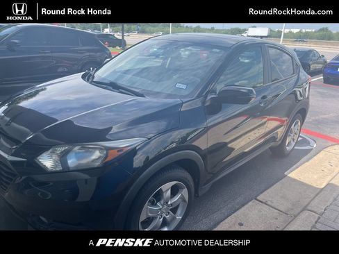 Used 2017 Honda HR-V EX image 1