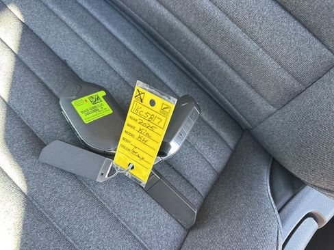Used 2025 Kia K4 EX image 30